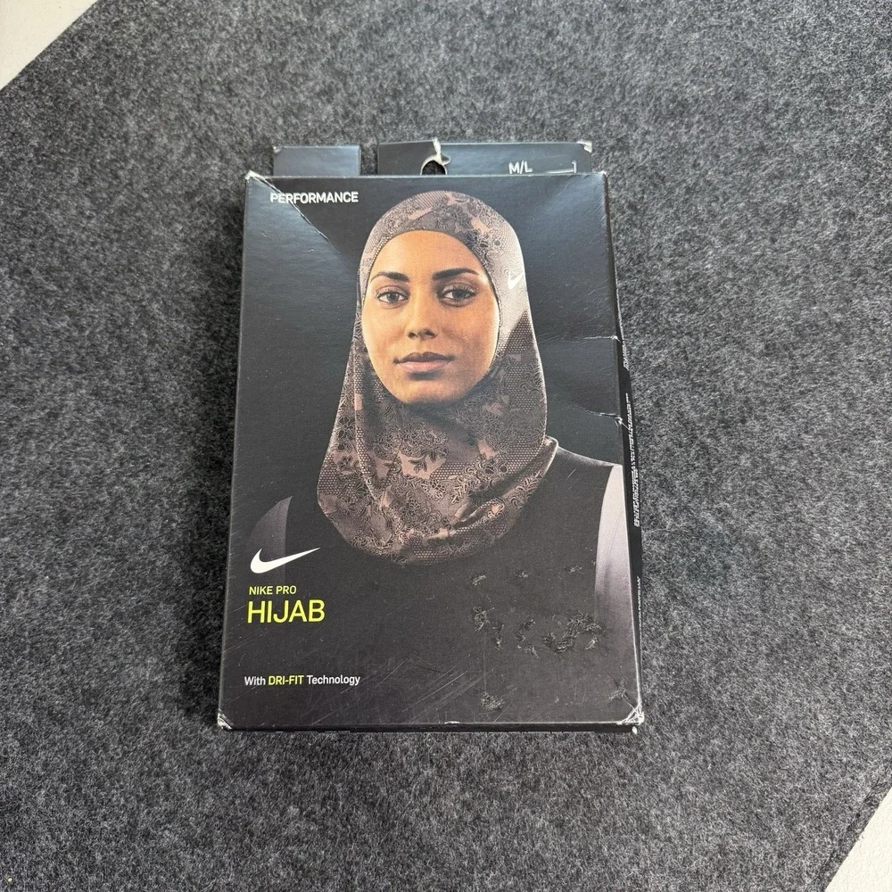 Nike Pro Dri-FIT Performance Hijab Head Cover Black Women's M/L AC4401 NIB